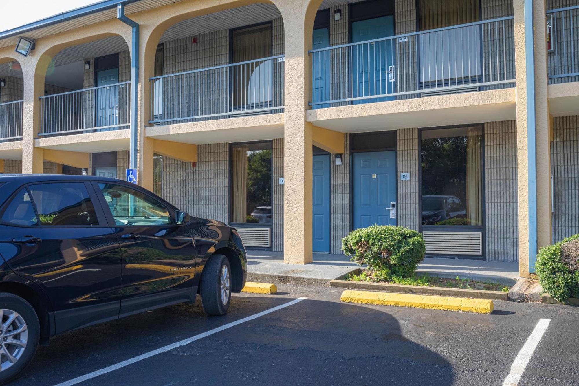 Grand Vista Hotel Huntsville エクステリア 写真